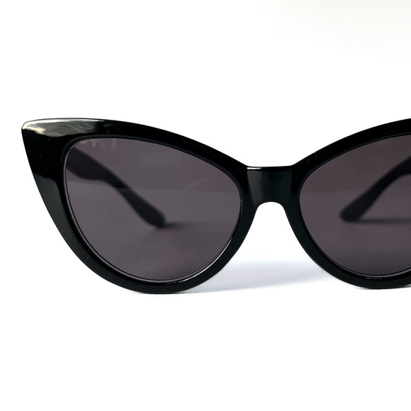 Aj Morgan Accessories - Vintage +1.00 Sun Reader Dead Stock Pointy Black Slanted Cat Eye Reading Glasses